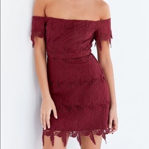 ASTR the Label Off-the-shoulder Cocktail Dress